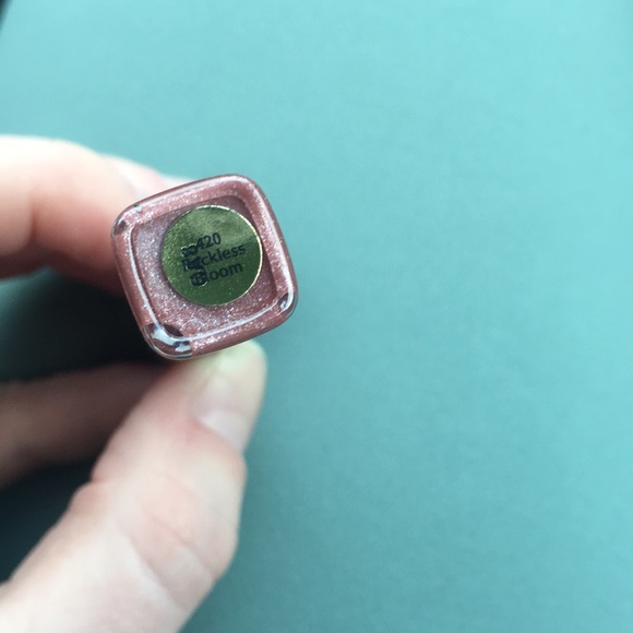 Estée Lauder Pure Color Envy Sculpting Gloss (420) - Picture 3 of 3